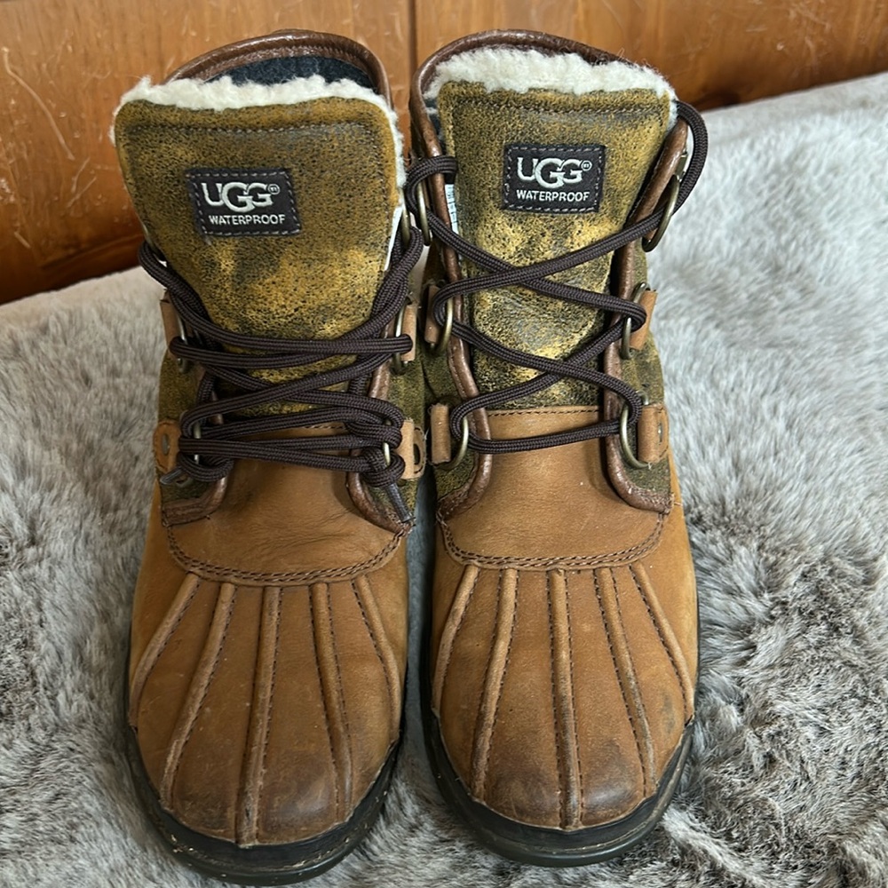 Ugg Cecile waterproof boot
